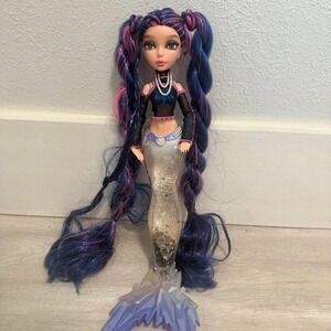 Rainbow High Shadow High Mermaid Doll Naida River 10 Inch